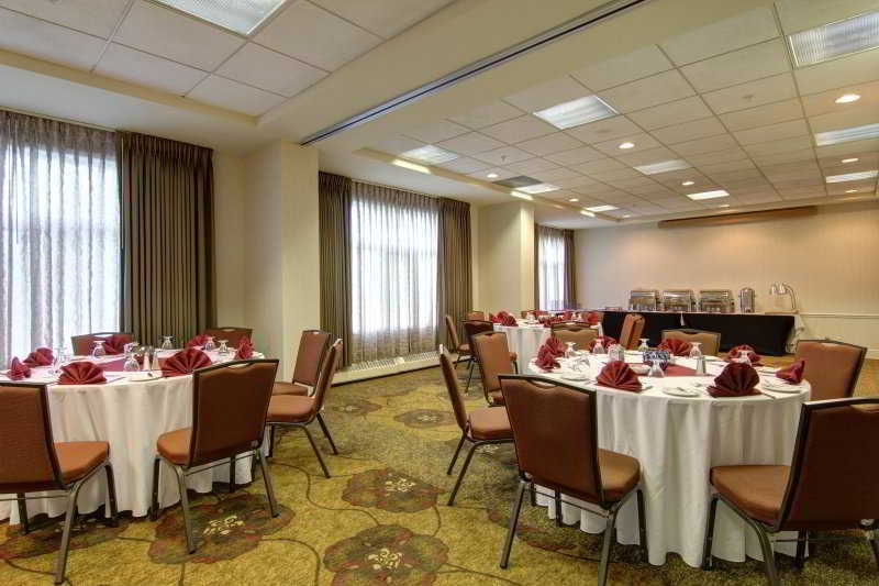 Hilton Garden Inn Calgary Airport Εξωτερικό φωτογραφία