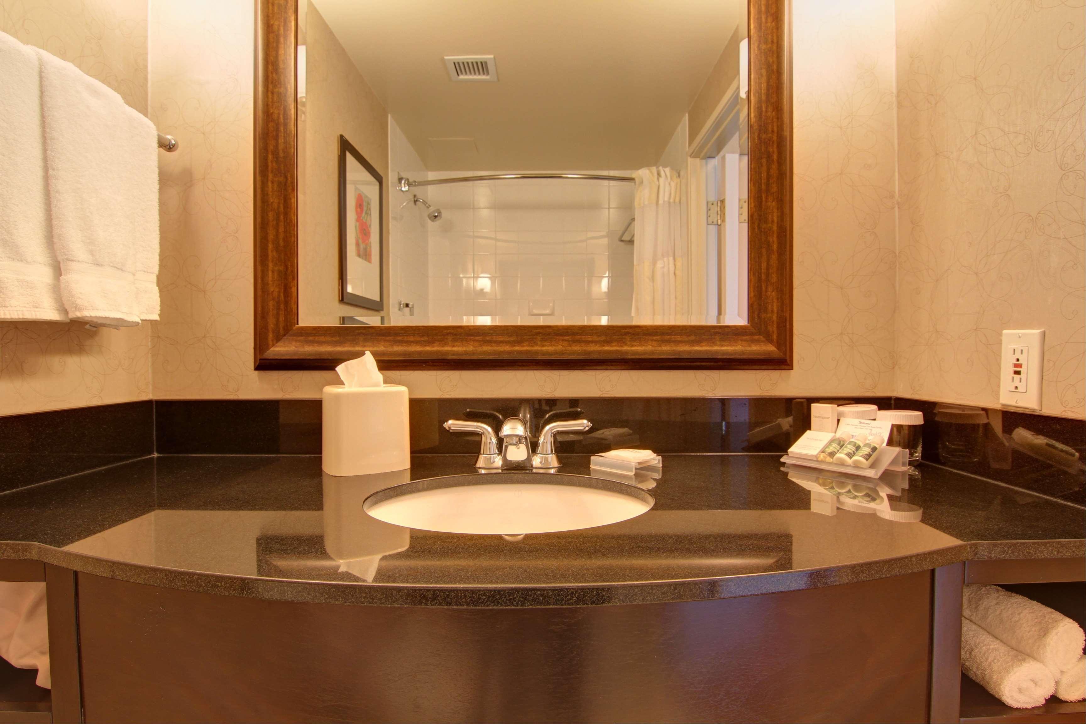 Hilton Garden Inn Calgary Airport Εξωτερικό φωτογραφία
