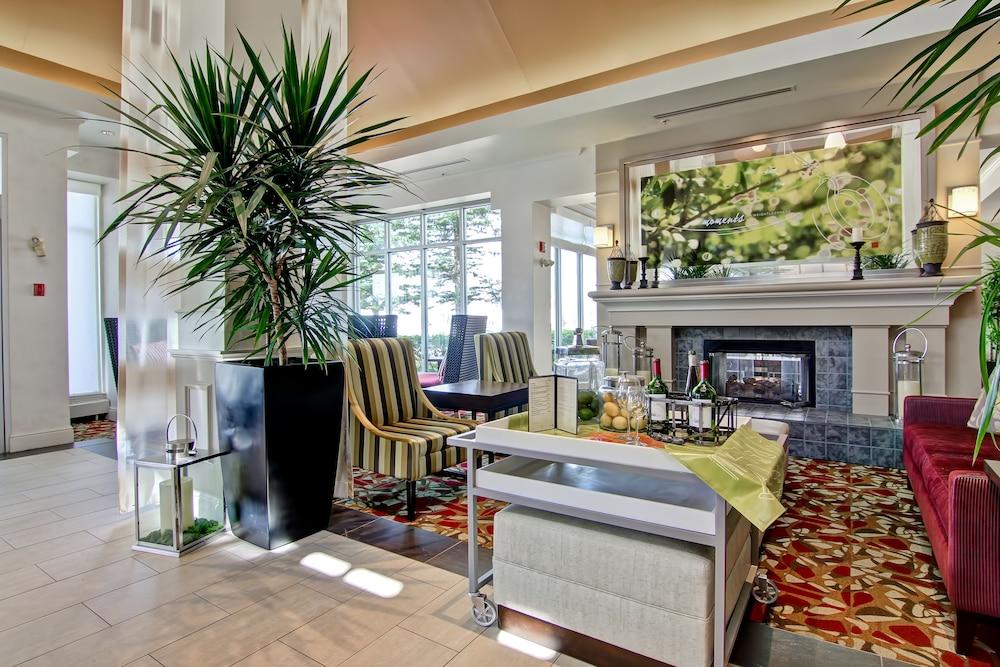 Hilton Garden Inn Calgary Airport Εξωτερικό φωτογραφία