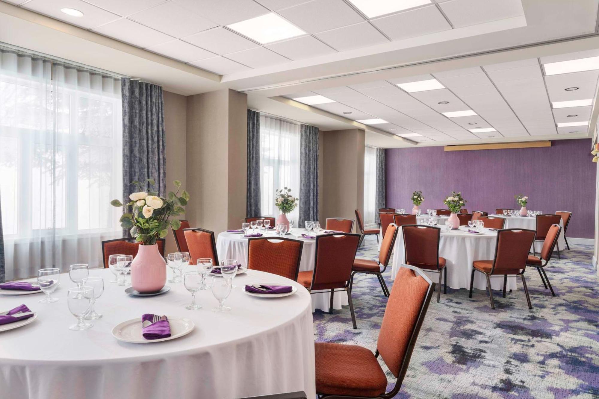 Hilton Garden Inn Calgary Airport Εξωτερικό φωτογραφία