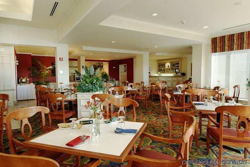 Hilton Garden Inn Calgary Airport Εστιατόριο φωτογραφία