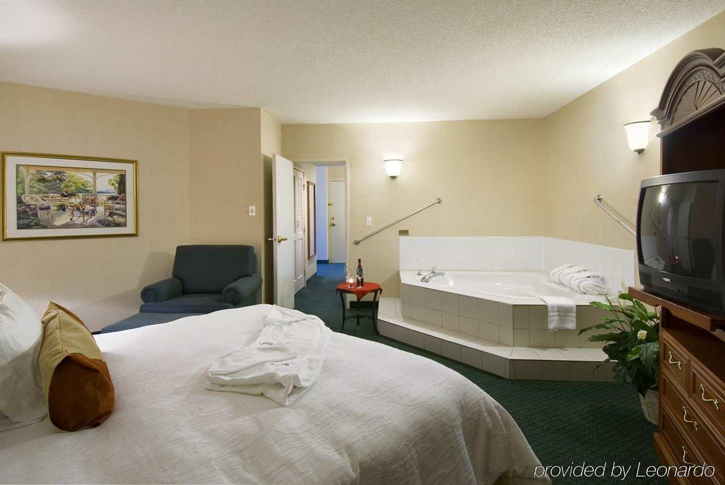Hilton Garden Inn Calgary Airport Δωμάτιο φωτογραφία