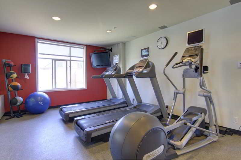 Hilton Garden Inn Calgary Airport Εξωτερικό φωτογραφία