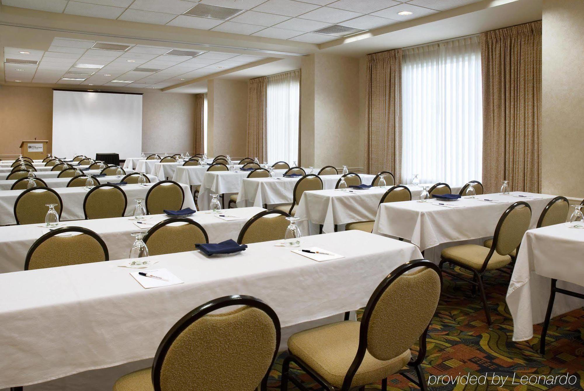 Hilton Garden Inn Calgary Airport Ανέσεις φωτογραφία